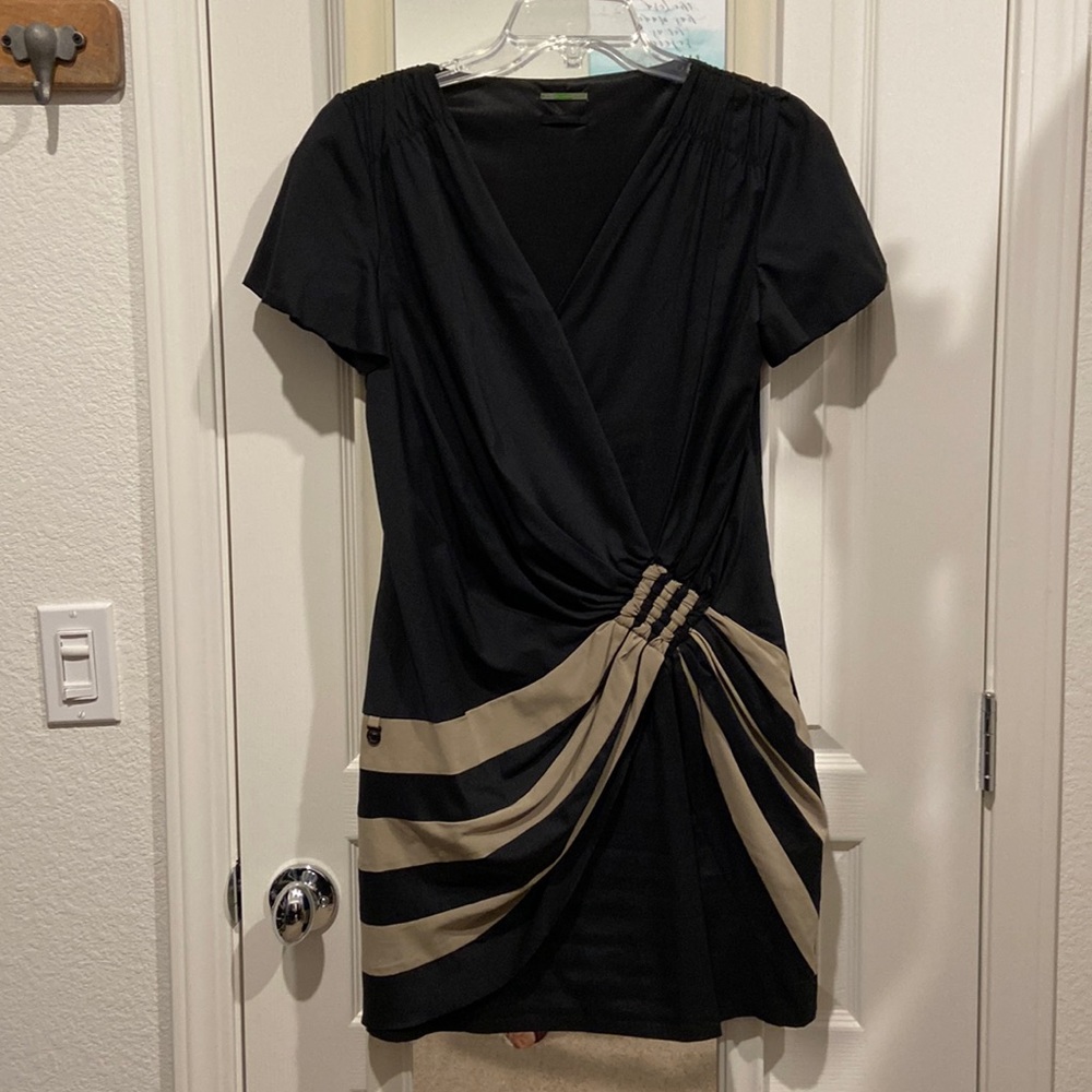 Skunkfunk women dress in black and taupe with knot design Size S